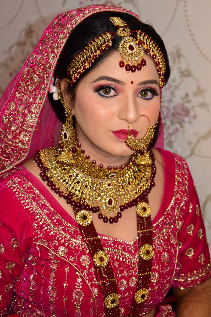 Neha Beauty Salon